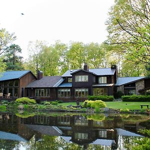 The Inn At White Oak